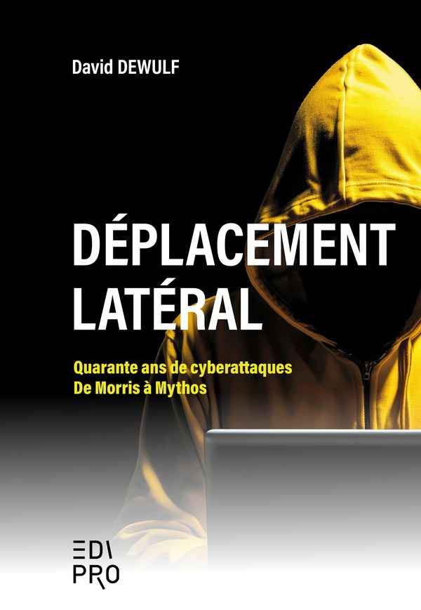 Couverture de Déplacement latéral, de David Dewulf